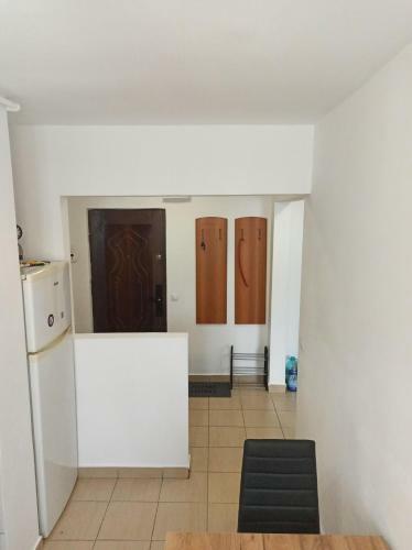 Nick Apartment