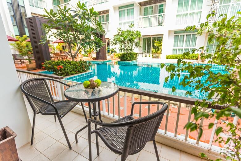 Apartamentos Arisara Place