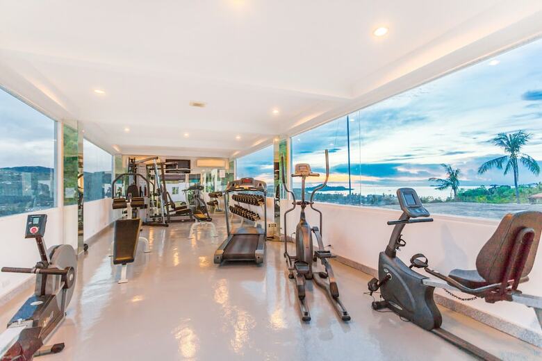 Apartamentos Arisara Place