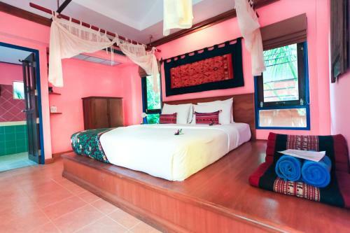 Hotel Lawana Resort