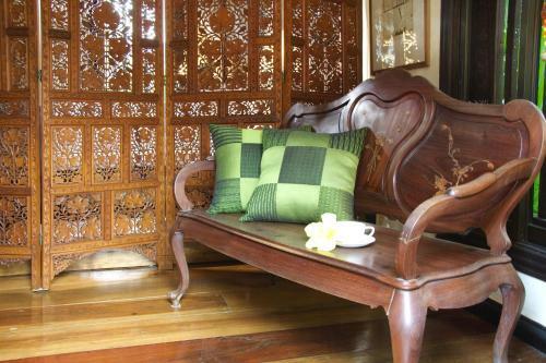 Ban Keaw Villas