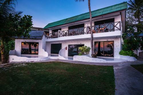 Hotel Samui Pier Beach Front & Resort