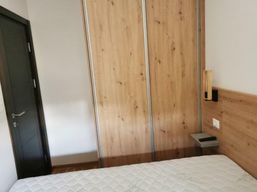 Apartman U Atraktivnom Kompleksu Titova Vila