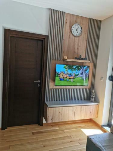 Apartman U Atraktivnom Kompleksu Titova Vila