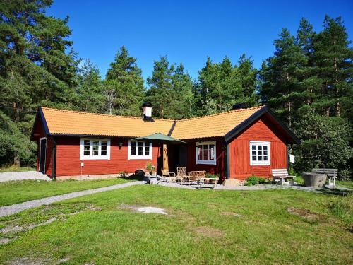 Smedjan Cottage