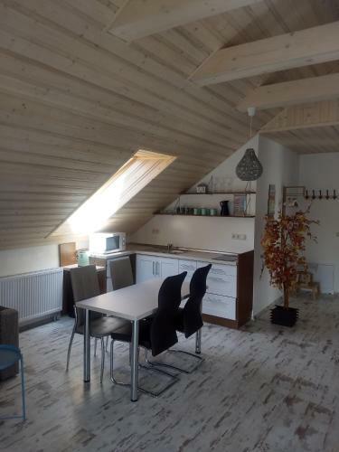 Apartm�ny M�?a