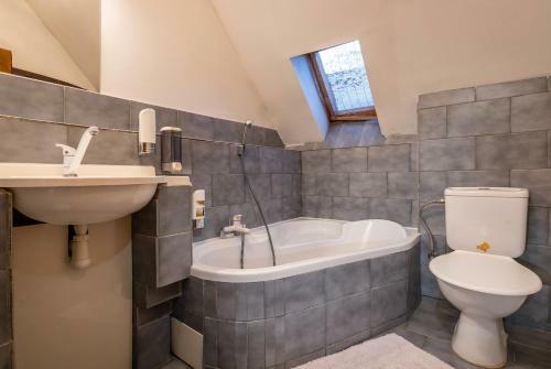 Hostal Penzion Pod Lipou
