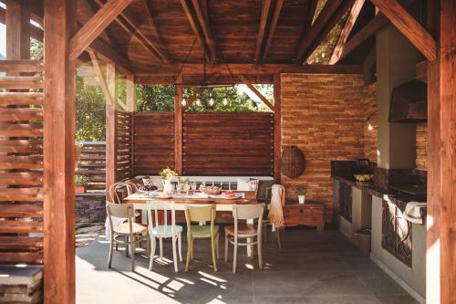 Horv�t Family Residence