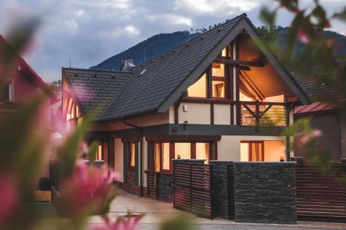 Horv�t Family Residence