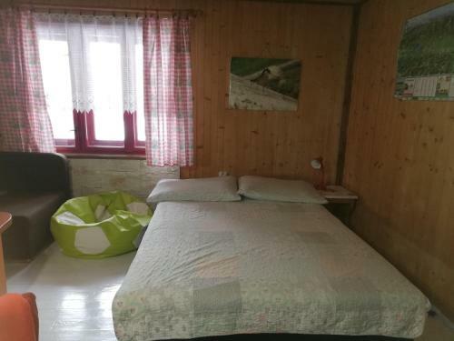 Chalupy Na Majeri Ni?n� Malat�ny