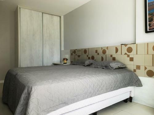 Apartamento Na Orla Da Barra Com Vista Mar