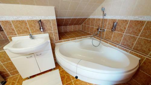 Hostal Pribina Penzi�n