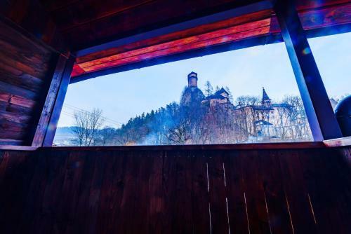 Apartm�ny Pod Oravsk�m Hradom