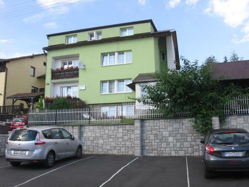 Hostal Penzi�n Z�vada