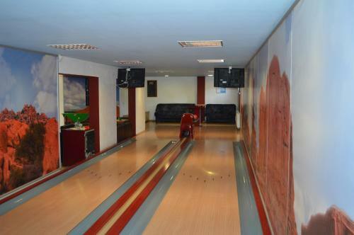 Hostal Davi Penzion & Bowling