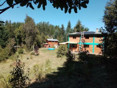 Caba�a En La Monta�a