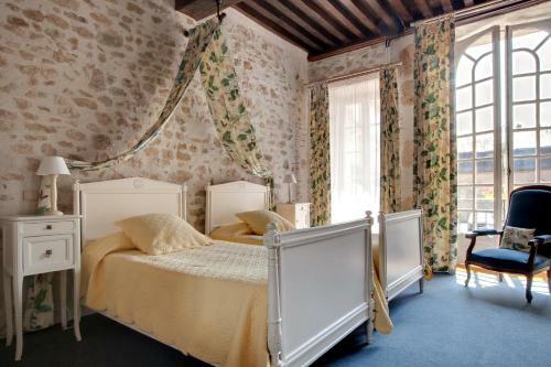 Logis Grand Hotel Montespan-talleyrand