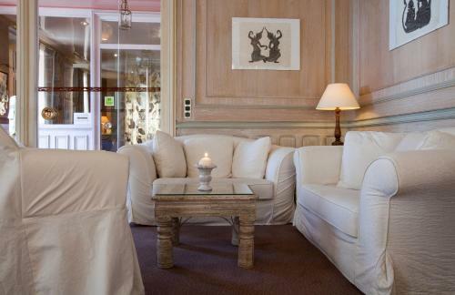 Logis Grand Hotel Montespan-talleyrand