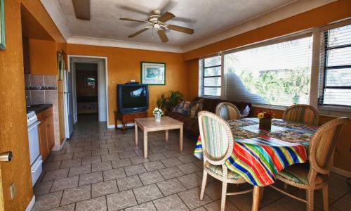Motel Pousada Inn & Suites