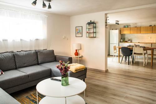 Hostal K-house