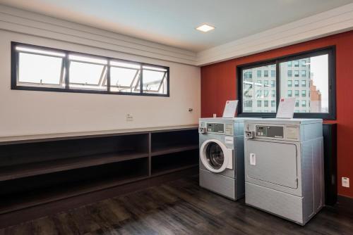 Apartamento Bhomy Itaim Estiloso E Muito Confort�vel Ag404