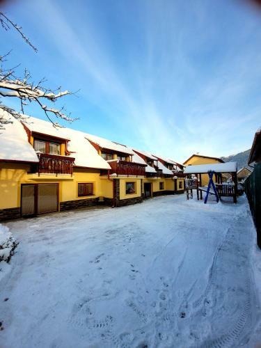 Hostal Apartm�ny ?urik