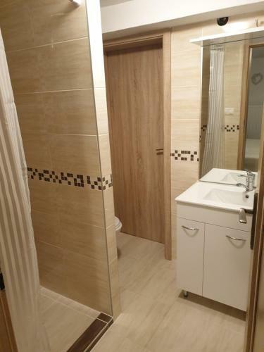 Ubytovanie V S�krom�