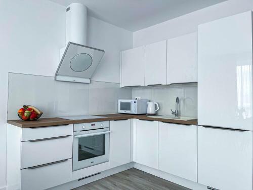 Lawis Apartments