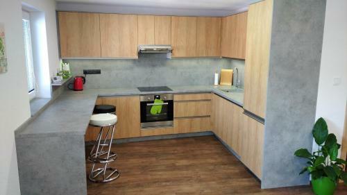 Shiny Apartm�n