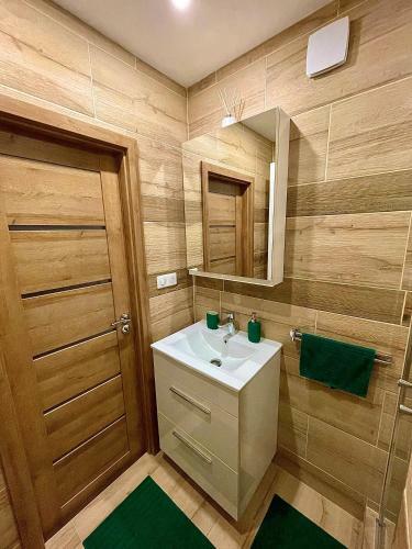 Apartamento Modern & Sunny Studio