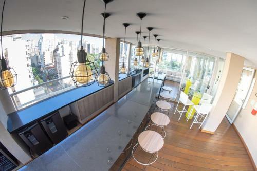 Apartamento Moderno Apto Com Piscina Rua Augusta E Frei Caneca