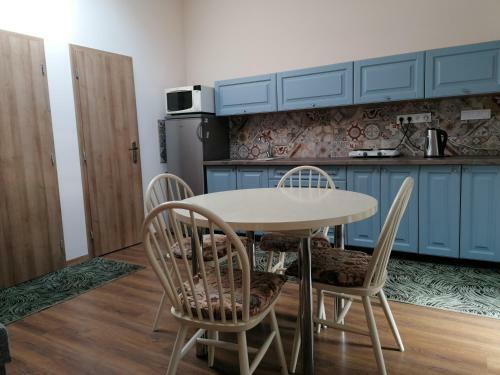 Hostal K-plus Penzi�n