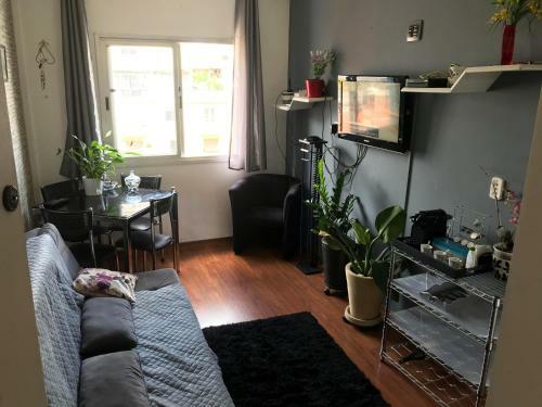 Apartamento Apto. Pr�x. � R. Augusta