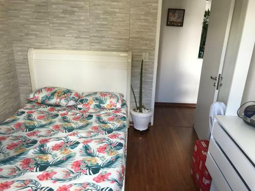 Apartamento Apto. Pr�x. � R. Augusta