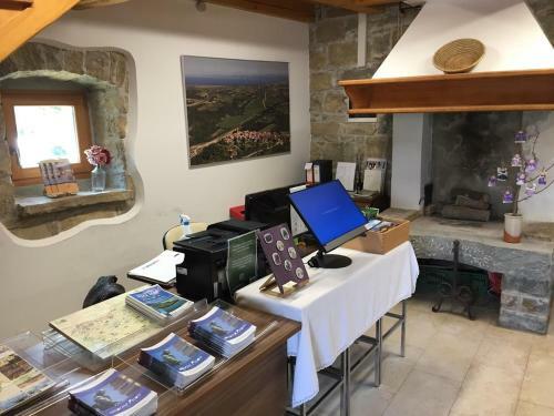 Apartments Padna Goja