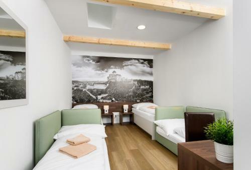 Hostal Penzi�n M-?port Tren?�n