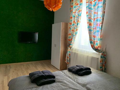 Apartments Tren?�n