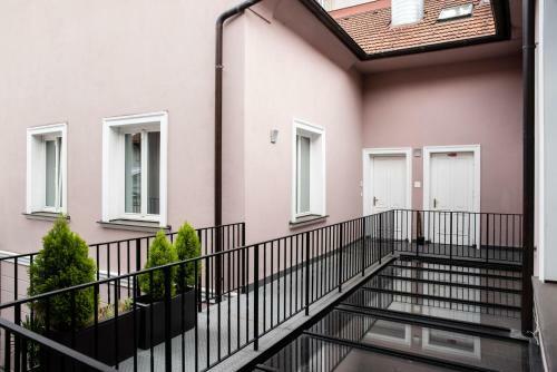 Atrio Apartments