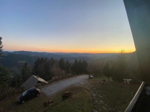 Sunny Chalet Anica