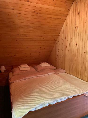 Sunny Chalet Anica