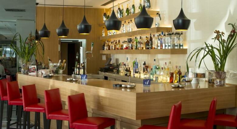 Hotel Radisson Red Madrid
