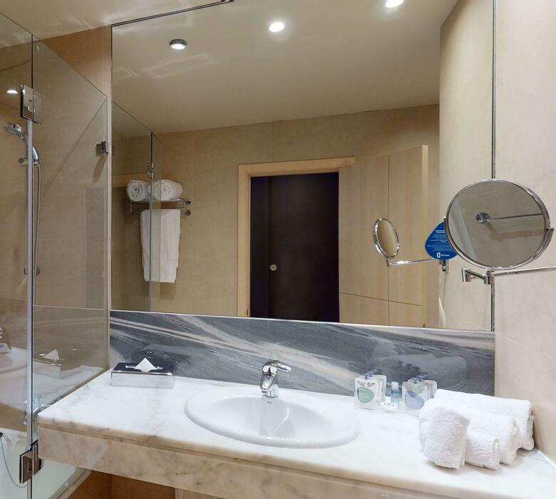 Hotel Radisson Red Madrid