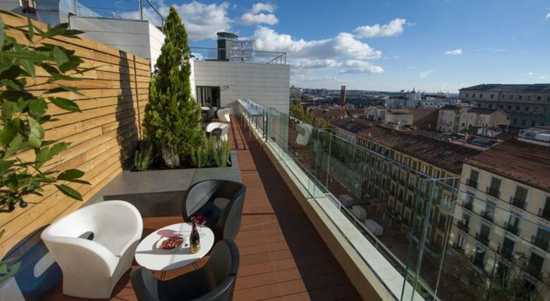 Hotel Radisson Red Madrid