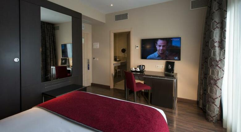 Hotel Radisson Red Madrid