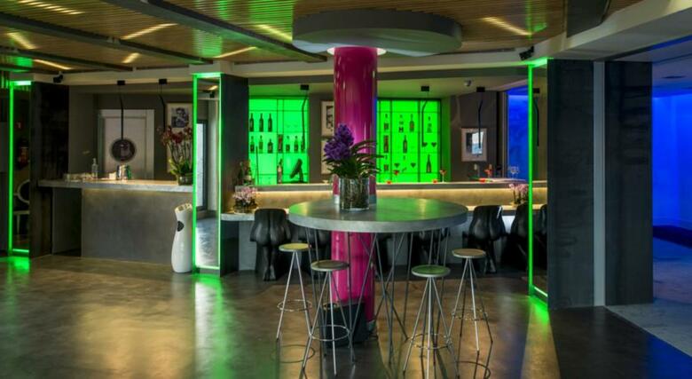 Hotel Radisson Red Madrid