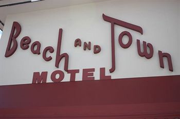 Beach And Town Motel