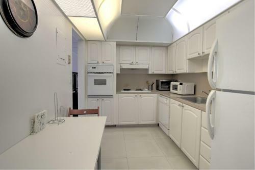 Apartamentos Hollywood Condo's