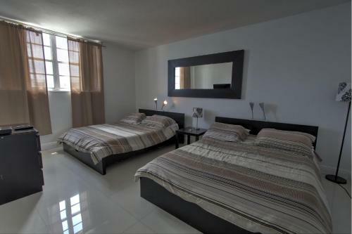 Apartamentos Hollywood Condo's