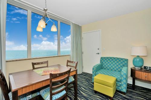 Aparthotel Hollywood Beach Tower