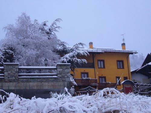 Hostal La Maison Du Bon Megnadzo